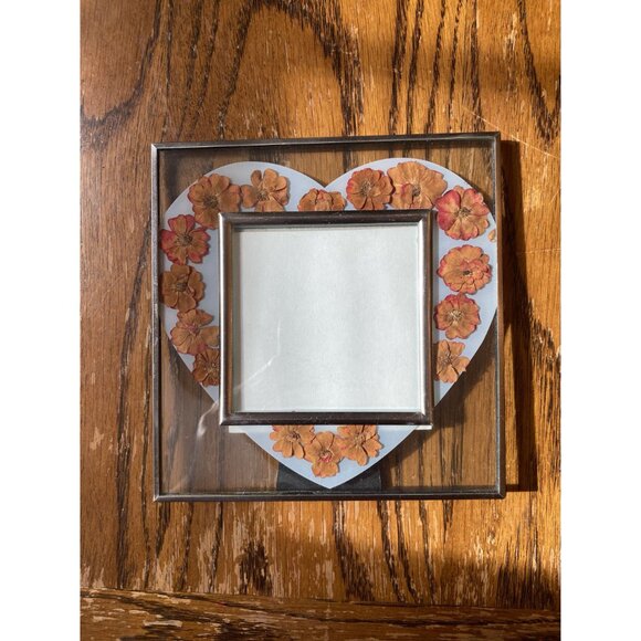 Heart-Shaped Pressed Floral Glass Picture Frame By E.I.S.A. Inc. - Picture 2 of 5
